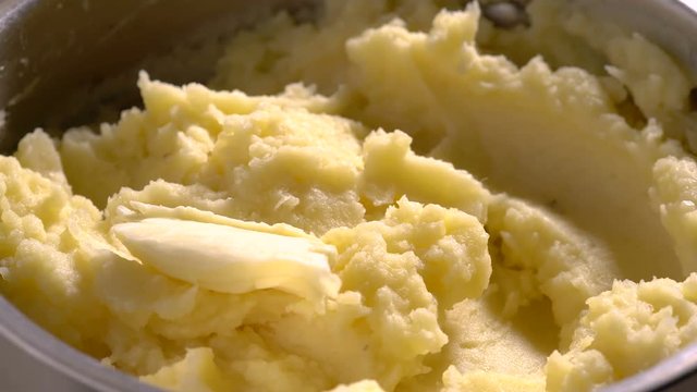 pot of mashed potato