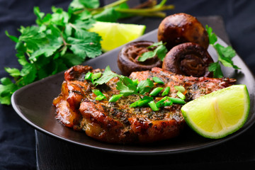 Cilantro-flavoured Pork Chops with Mushrooms