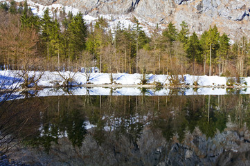Fototapeta premium Seespiegelung am Bluntausee