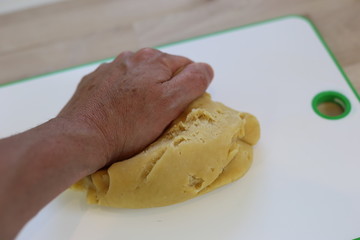 shortcrust pastry dough made by hand