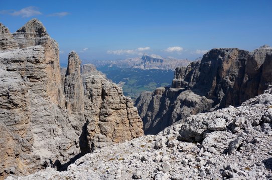 Markante Felsen Formationen in den Dolomiten / Sella Hochplateau / Gadertal / Fanes Gruppe 