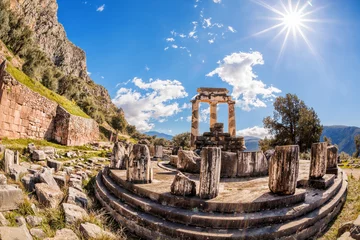 Fotobehang Delphi met ruïnes van de tempel in Griekenland © Tomas Marek