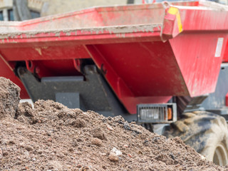 Fototapeta premium Dumper bei der Arbeit