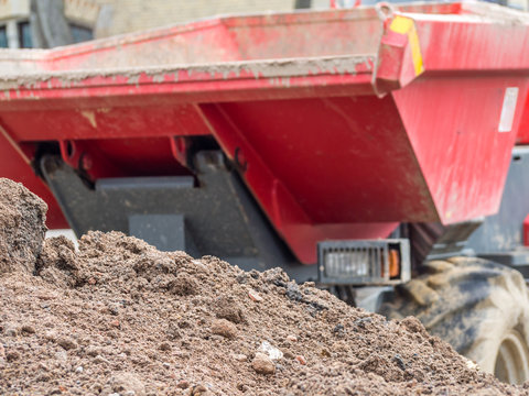 Dumper bei der Arbeit