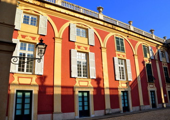 Adelspalast Palazzo Reale von Genua im Abendlicht
