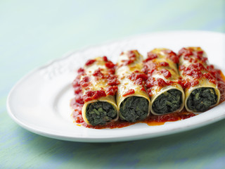 rustic italian vegetarian spinach cannelloni pasta