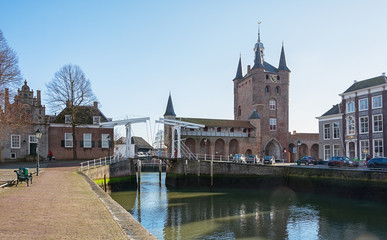 Fototapeta na wymiar The inner harbor of the historic city Zierikzee