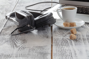 Working and listen music on laptop