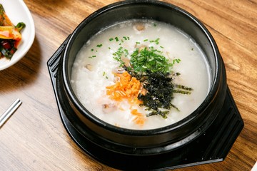 yachae juk. Vegetable Rice Porridge