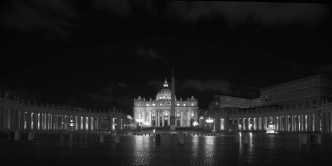 St Peter's, Vatican City, Rome, before dawn 19 Feb 2017