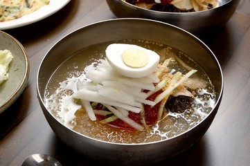 mul naengmyeon. korean style cold noodles