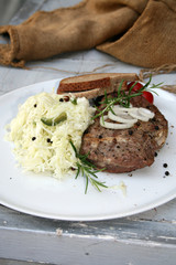 organisch, lifestyle, steak, grilled, krautsalat, lunch, shabby, style, urban, sauertteigbrot, 