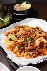 yache gopchang bokkeum. Stir-fried Beef Tripe with Vegetables.