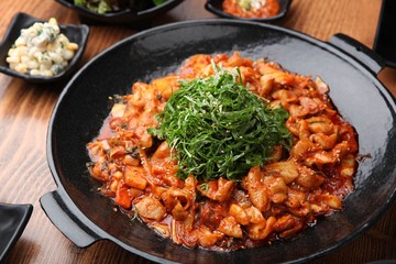 yache gopchang bokkeum. Stir-fried Beef Tripe with Vegetables.