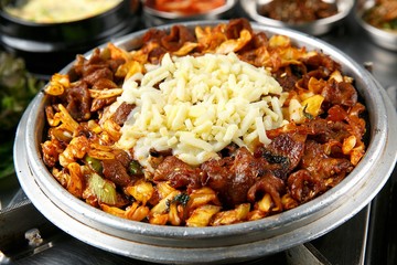 cheese gopchang bokkeum. Stir-fried Beef Tripe with cheese.