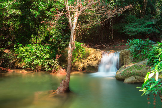 Fototapeta Kroeng krawia waterfall