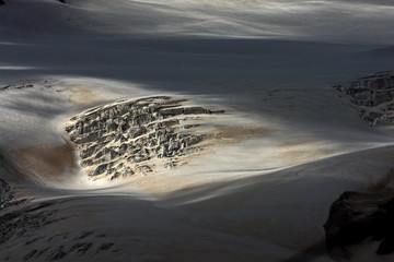 Glacier on Mount Elbrus, the highest mountain in Europe (5,642m) Caucasus, Russia, June 2008