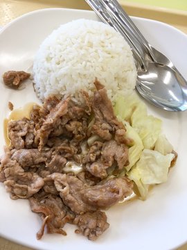 rice with hot fried pork
