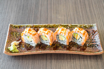 grilled salmon sushi roll