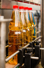 Filling bottles with juice