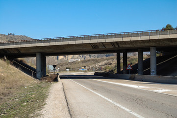 Puente en la autovía