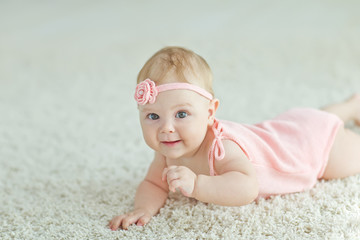 The child learns to crawl 