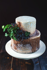 Wedding cake in the form of stump wood and bark