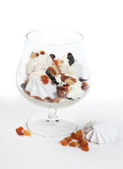 ice cream with prunes and walnuts