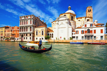 Fototapeta na wymiar Grand canal and San Geremia Church (Chiesa di San Geremia) in Venice, Italy.