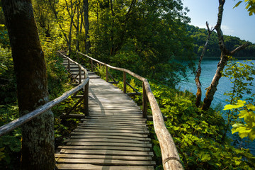 Obraz premium Wooden Walkway in Plitvice Lake National Park, Croatia