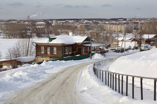 Вид на город с Угольной горы. Ревда. Свердловская область. Россия.