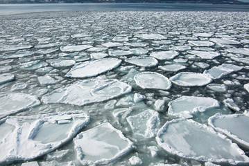 オホーツク海の流氷