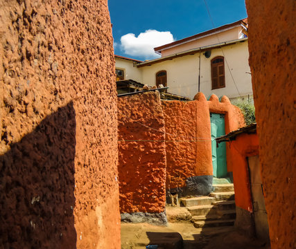 Coloured streets in the central Jugol, Harar, Ethiopia