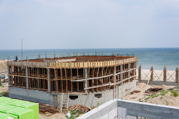 Building a house on the shore of the Black Sea