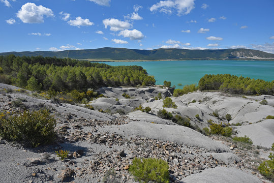 Schistose banks of the blue lake Yesa
