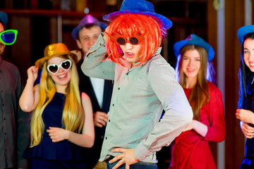 Obraz premium Young peoples birthday party