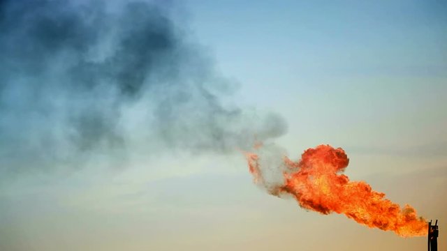  Flaring of associated gas at oil refinery