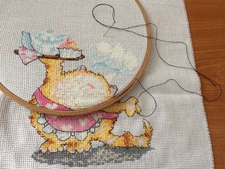 Embroidery with seam back needle ... all picture