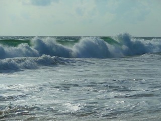 Obraz premium huge waves in Indian ocean