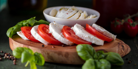 Frische Tomaten Mozzarela Gericht (Großformat)