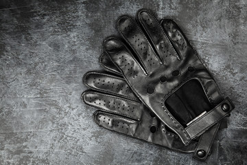 Pair of driving gloves