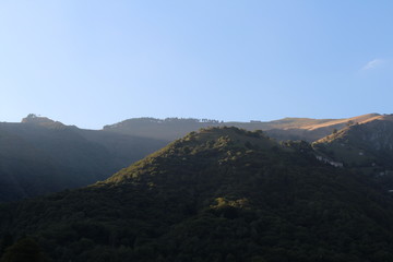Montagna e Colline Verdi