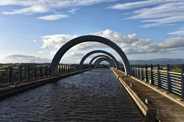 Photo sur Plexiglas Canal Schottland - Falkirk Wheel Wasserweg zum Union Canal