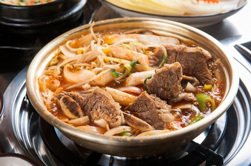 maeun galbi jjim. Braised Spicy Shjort Ribs 