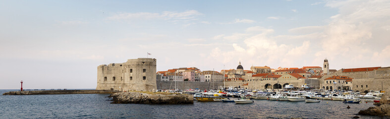 Fototapeta na wymiar Dubrovnik Old Town Port Panorama