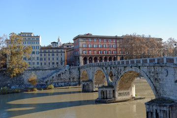 Bridges along the Tiber, Rome
