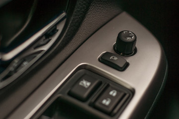 electric mirror and door lock.