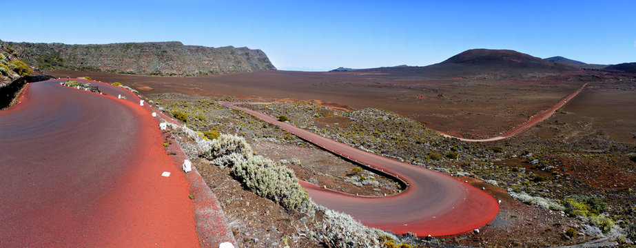 Route Du Piton De La Fournaise.