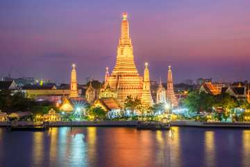 Wat arun night view temple in bangkok, Thailand