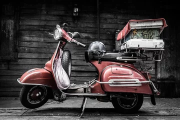 Poster Foto van de dag Klassieke ouderwetse motorfiets in vintage stijl